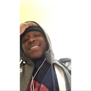 Meet your Posher, Malik